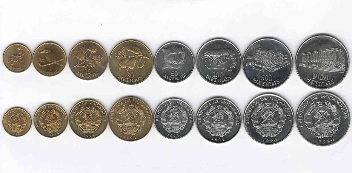 Mozambique 8 Coins 1994